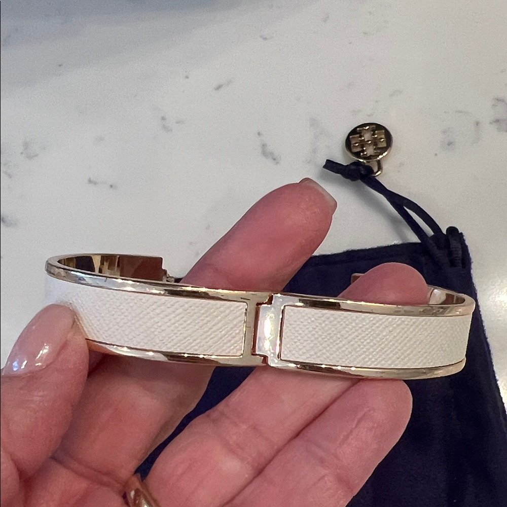 Tory Burch Gold-Tone Bracelet with White Leather Panels - Picture 3 of 5